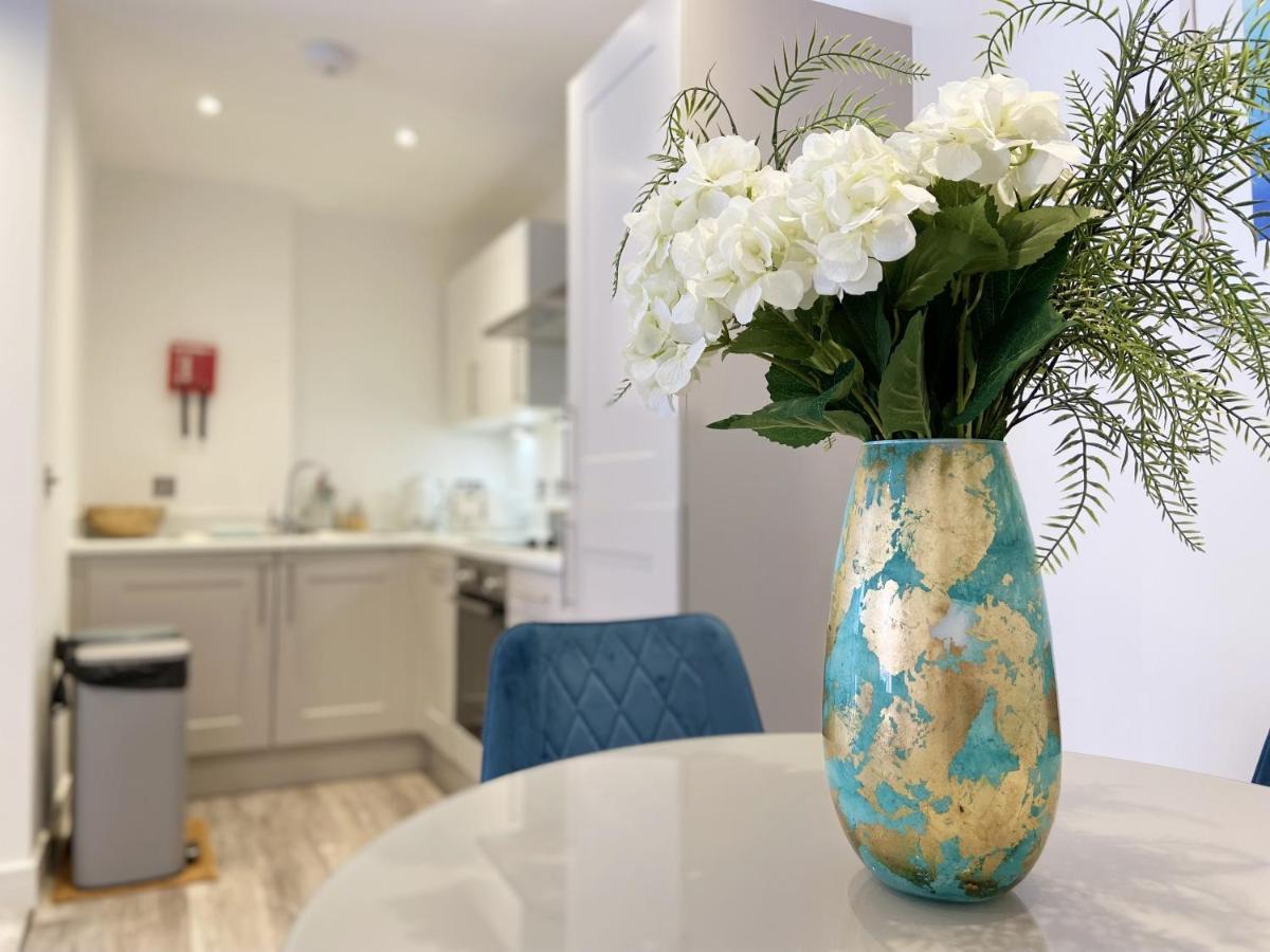 The Seaside Maisonette. Free Parking/Close To Town Борнмът Екстериор снимка