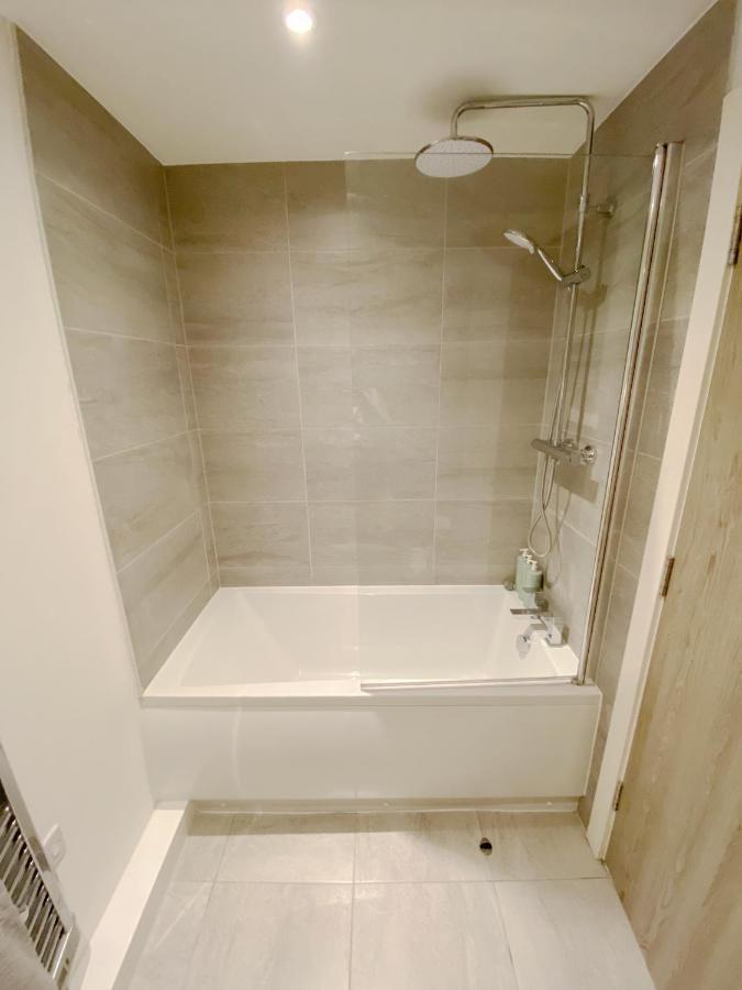 The Seaside Maisonette. Free Parking/Close To Town Борнмът Екстериор снимка